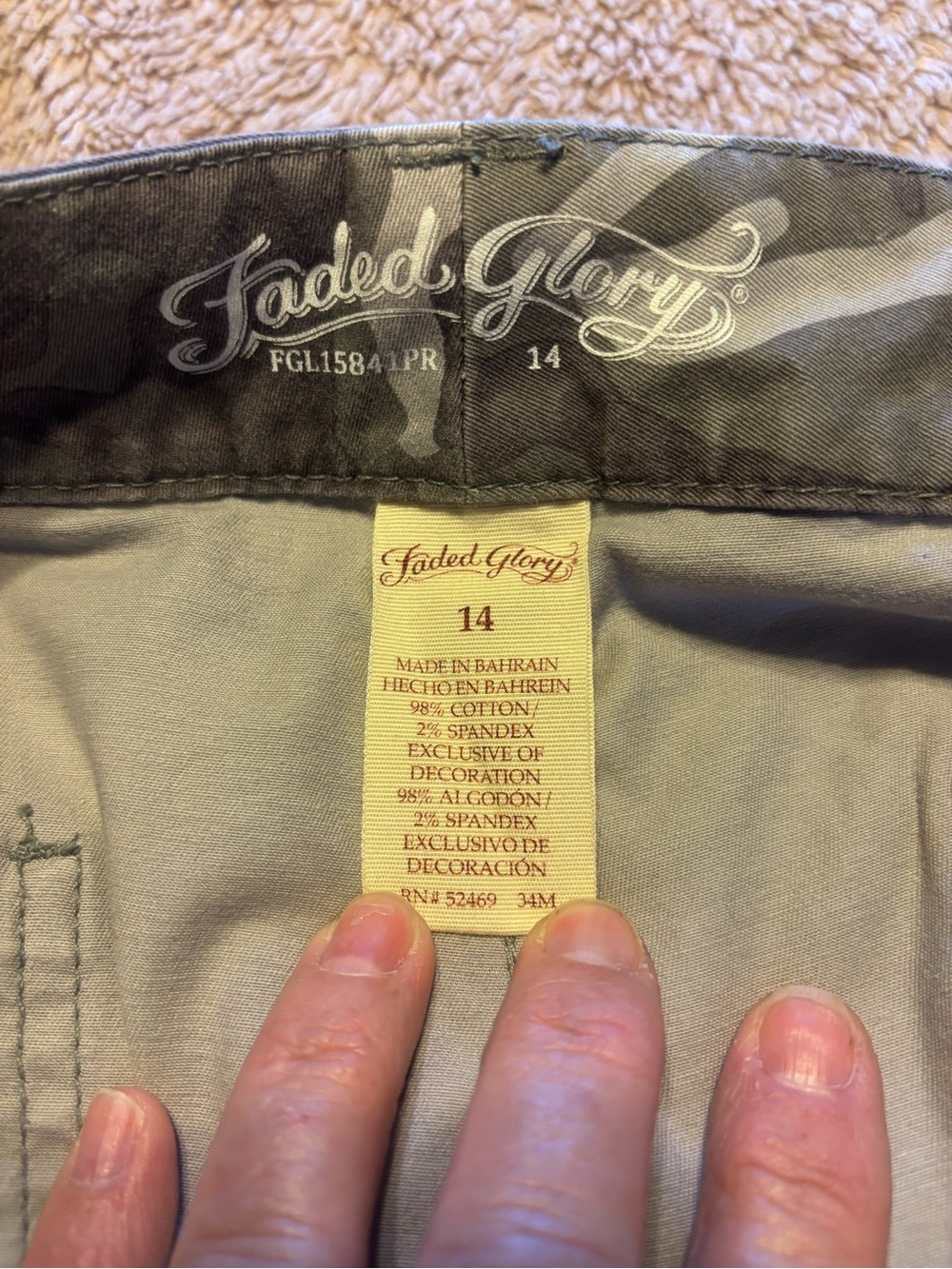 Faded Glory womans green Camo Cargo Pants - Picture 5 of 6